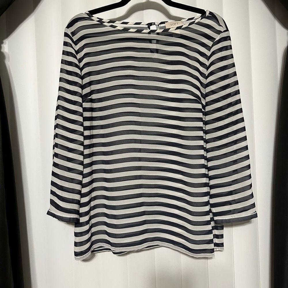 Annย Taylor Loft sheer navy blue /white stripes longโsleeve blouse , Keyhole back